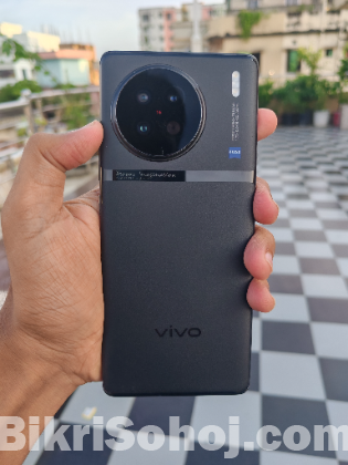 Vivo x90